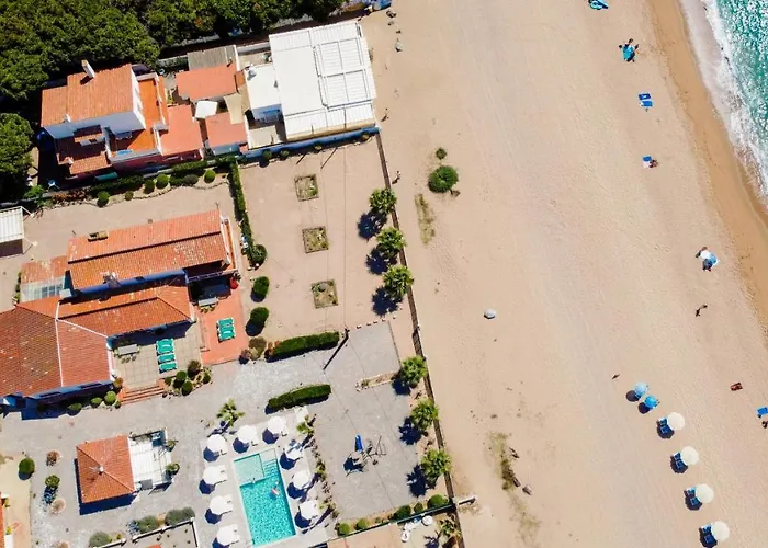 Beachfront Village 马尔格莱特德玛