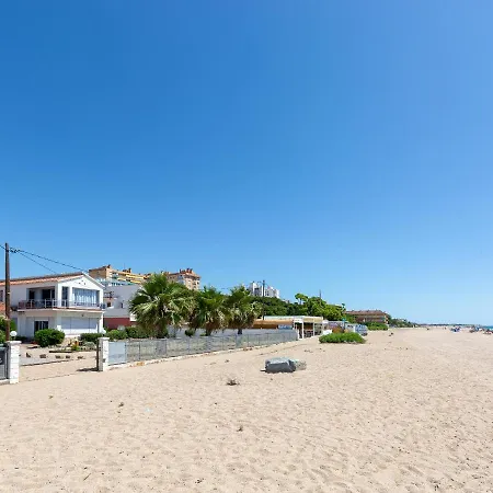 Nyaraló Beachfront Village Malgrat de Mar