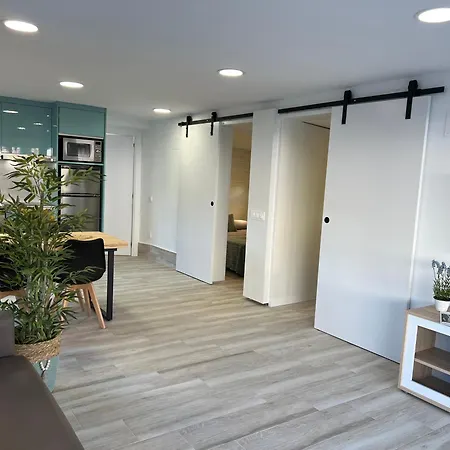 Beachfront Village בית נופש *
